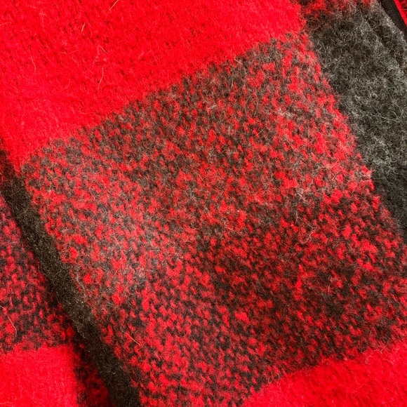 Kismet | Red Plaid Jacket - Picture 2 of 7